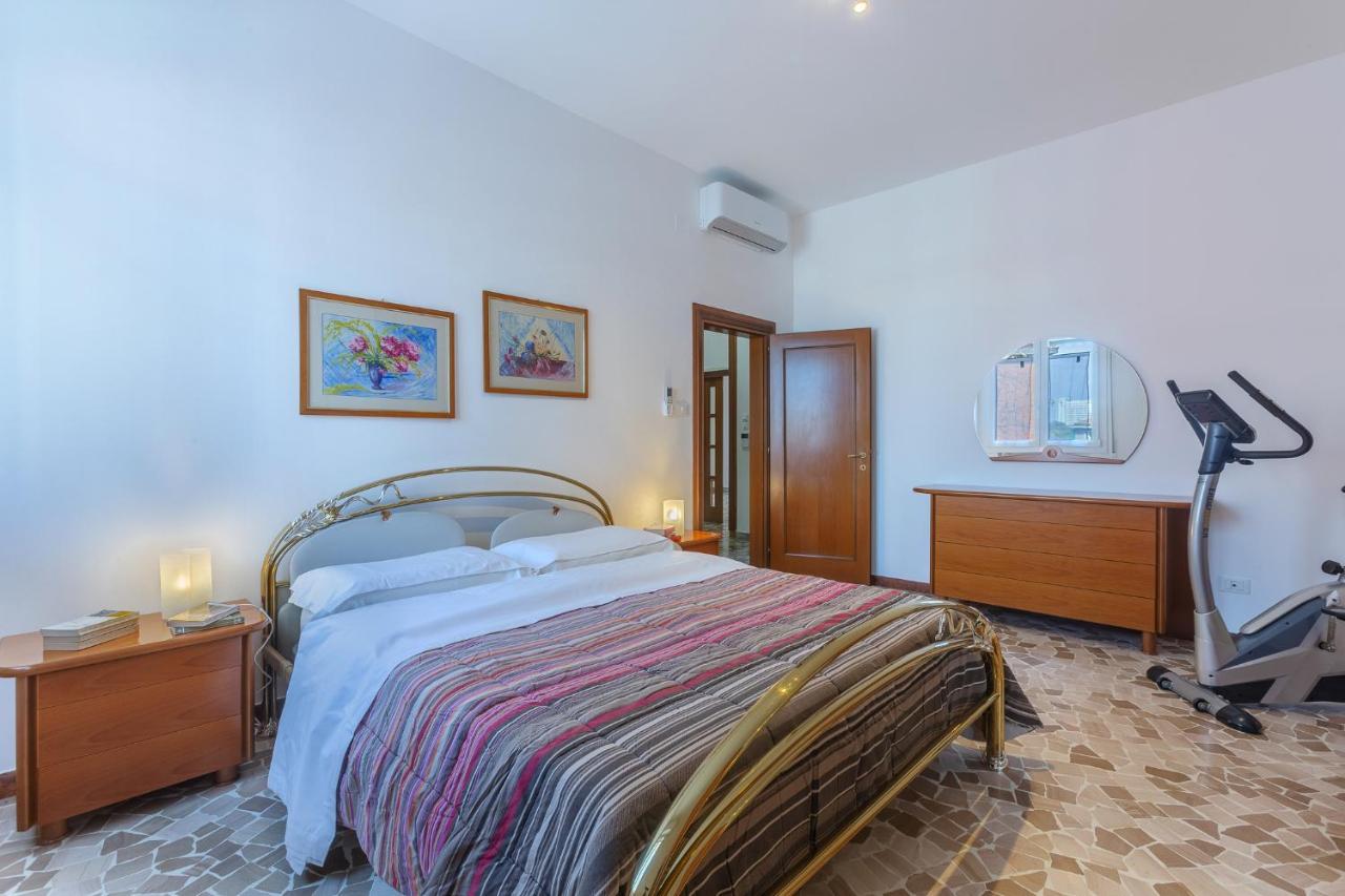 A 500 Mt Dalla Certosa Apartment Bolonha Exterior foto